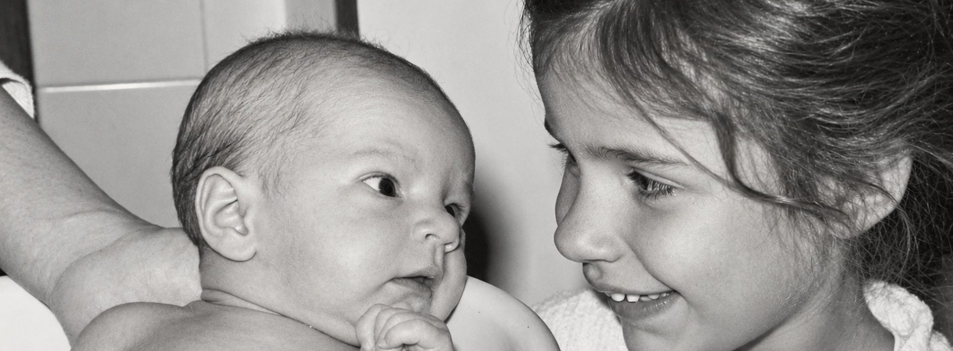 Colin-baby-bathtime-header